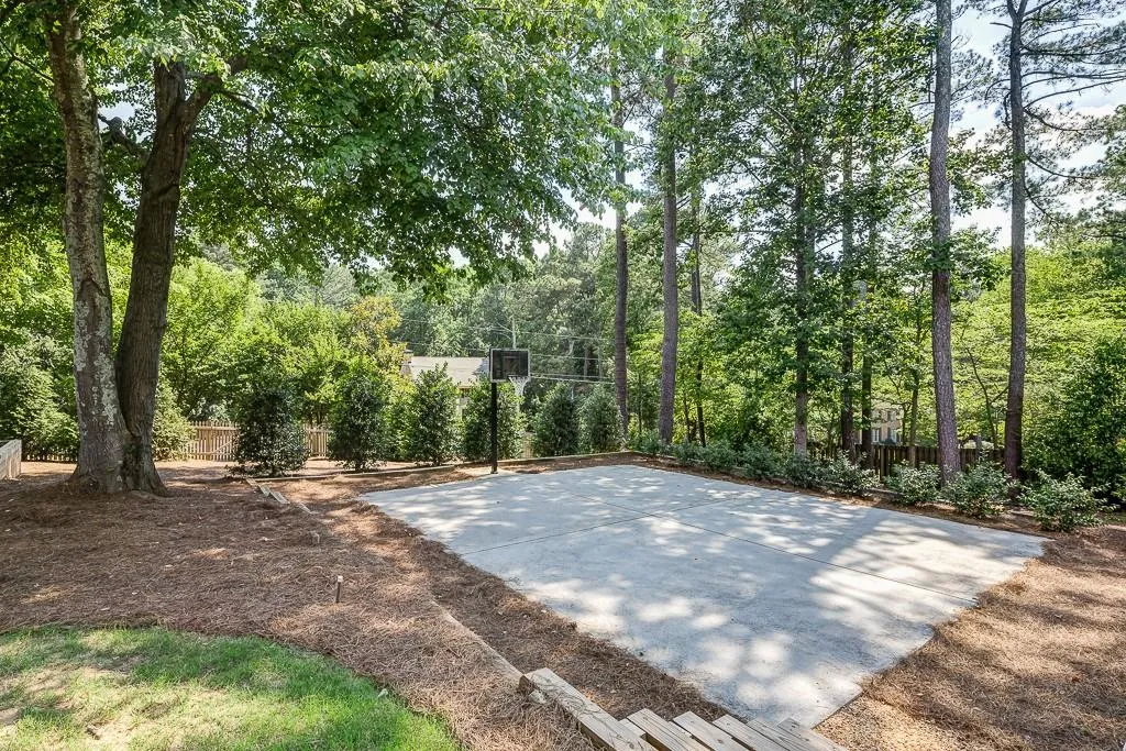 7530 Chaparral Drive, Sandy Springs, Georgia 30350, 5 Bedrooms Bedrooms, ,3 BathroomsBathrooms,Residential,Sold,7530 Chaparral Drive,5737535
