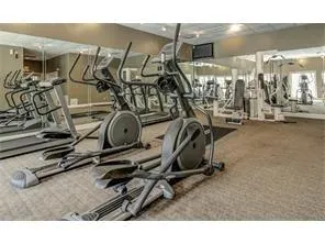 6980 Roswell Road Ne Unit B15, Sandy Springs, Georgia 30328, 2 Bedrooms Bedrooms, ,2 BathroomsBathrooms,Residential,Sold,6980 Roswell Road Ne Unit B15,5729748