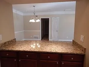 6980 Roswell Road Ne Unit B15, Sandy Springs, Georgia 30328, 2 Bedrooms Bedrooms, ,2 BathroomsBathrooms,Residential,Sold,6980 Roswell Road Ne Unit B15,5729748
