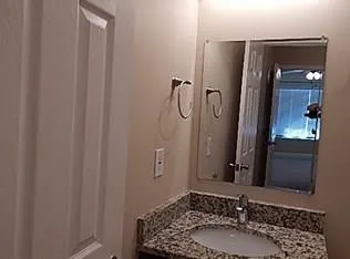 6980 Roswell Road Ne Unit B15, Sandy Springs, Georgia 30328, 2 Bedrooms Bedrooms, ,2 BathroomsBathrooms,Residential,Sold,6980 Roswell Road Ne Unit B15,5729748