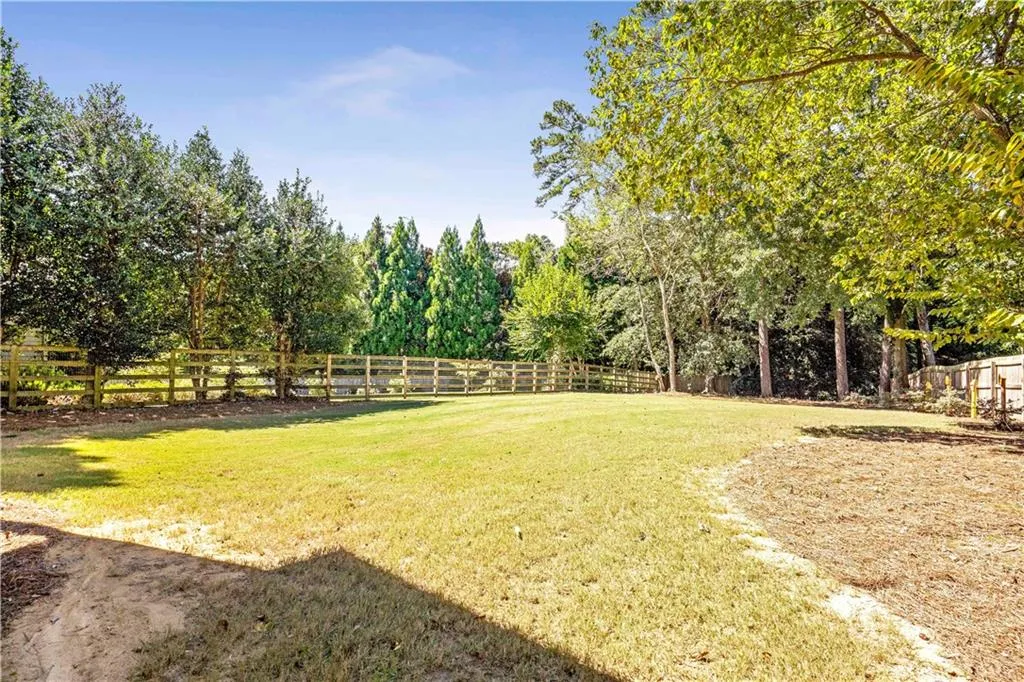 630 Regency Forest Court, Atlanta, Georgia 30342, 5 Bedrooms Bedrooms, ,4 BathroomsBathrooms,Residential,Sold,630 Regency Forest Court,6946600