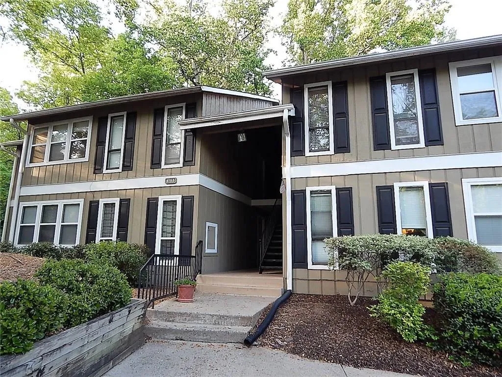 5155 Roswell Road Unit 2, Sandy Springs, Georgia 30342, 1 Bedroom Bedrooms, ,1 BathroomBathrooms,Residential,Sold,5155 Roswell Road Unit 2,5838789