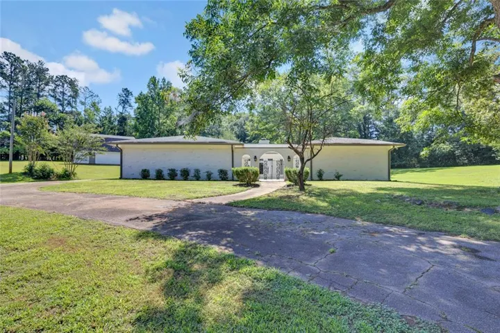 18 Valley Trail, Covington, Georgia 30014