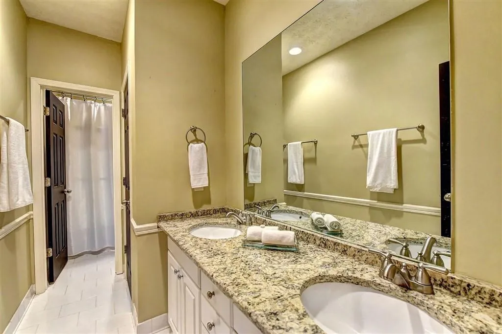 420 Lost Forest Court, Sandy Springs, Georgia 30328, 5 Bedrooms Bedrooms, ,3 BathroomsBathrooms,Residential,Sold,420 Lost Forest Court,6511122