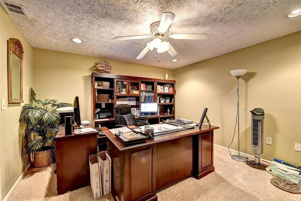 420 Lost Forest Court, Sandy Springs, Georgia 30328, 5 Bedrooms Bedrooms, ,3 BathroomsBathrooms,Residential,Sold,420 Lost Forest Court,6511122