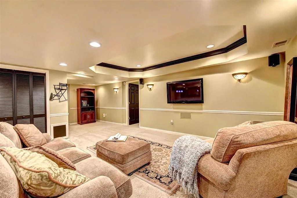 420 Lost Forest Court, Sandy Springs, Georgia 30328, 5 Bedrooms Bedrooms, ,3 BathroomsBathrooms,Residential,Sold,420 Lost Forest Court,6511122