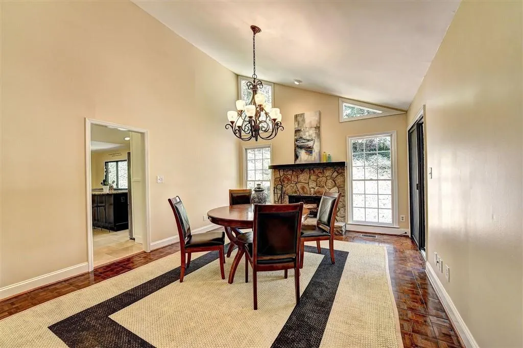 420 Lost Forest Court, Sandy Springs, Georgia 30328, 5 Bedrooms Bedrooms, ,3 BathroomsBathrooms,Residential,Sold,420 Lost Forest Court,6511122