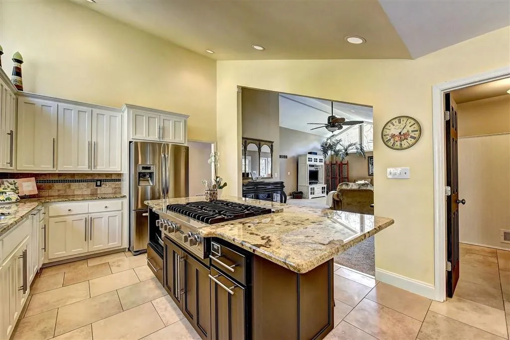 420 Lost Forest Court, Sandy Springs, Georgia 30328, 5 Bedrooms Bedrooms, ,3 BathroomsBathrooms,Residential,Sold,420 Lost Forest Court,6511122