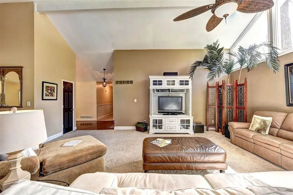 420 Lost Forest Court, Sandy Springs, Georgia 30328, 5 Bedrooms Bedrooms, ,3 BathroomsBathrooms,Residential,Sold,420 Lost Forest Court,6511122