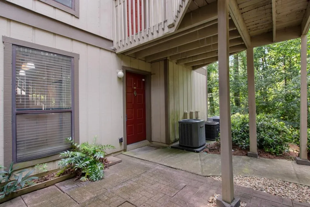 410 Woodcliff Drive, Sandy Springs, Georgia 30350, 2 Bedrooms Bedrooms, ,1 BathroomBathrooms,Residential,Sold,410 Woodcliff Drive,7413645