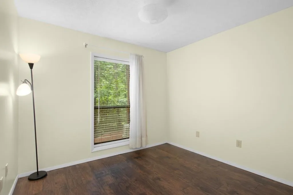410 Woodcliff Drive, Sandy Springs, Georgia 30350, 2 Bedrooms Bedrooms, ,1 BathroomBathrooms,Residential,Sold,410 Woodcliff Drive,7413645