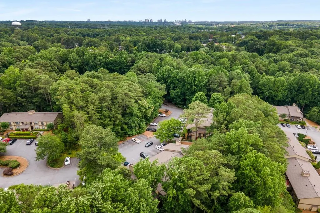 410 Woodcliff Drive, Sandy Springs, Georgia 30350, 2 Bedrooms Bedrooms, ,1 BathroomBathrooms,Residential,Sold,410 Woodcliff Drive,7413645