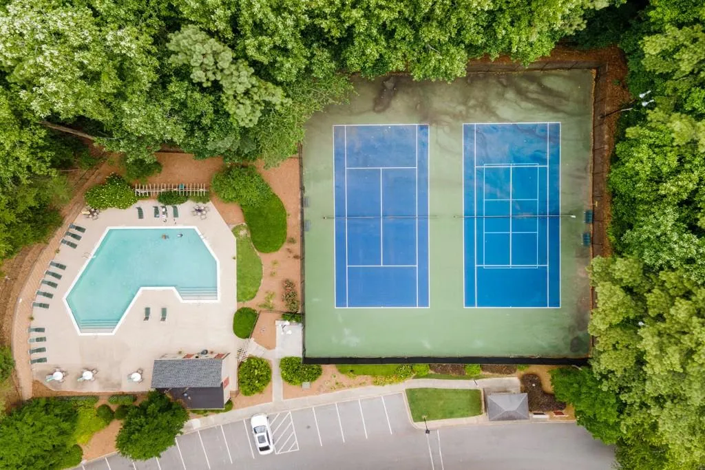 410 Woodcliff Drive, Sandy Springs, Georgia 30350, 2 Bedrooms Bedrooms, ,1 BathroomBathrooms,Residential,Sold,410 Woodcliff Drive,7413645