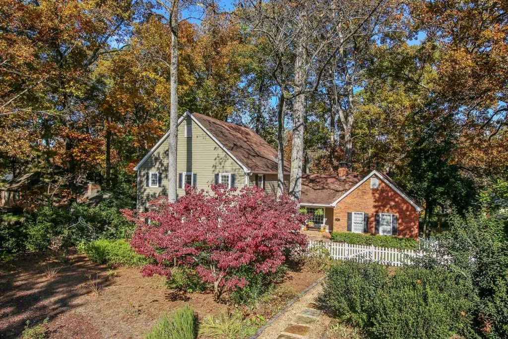 520 Cambridge Way, Sandy Springs, Georgia 30328, 4 Bedrooms Bedrooms, ,2 BathroomsBathrooms,Residential,Sold,520 Cambridge Way,6506307