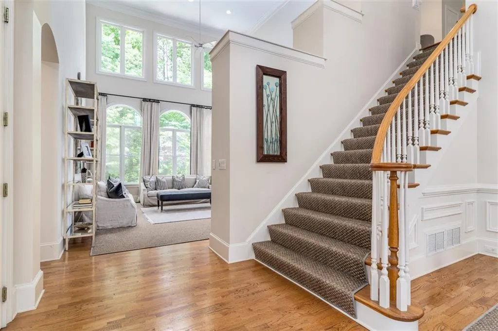 730 Lake Summit Drive, Sandy Springs, Georgia 30342, 5 Bedrooms Bedrooms, ,4 BathroomsBathrooms,Residential,Sold,730 Lake Summit Drive,6599902