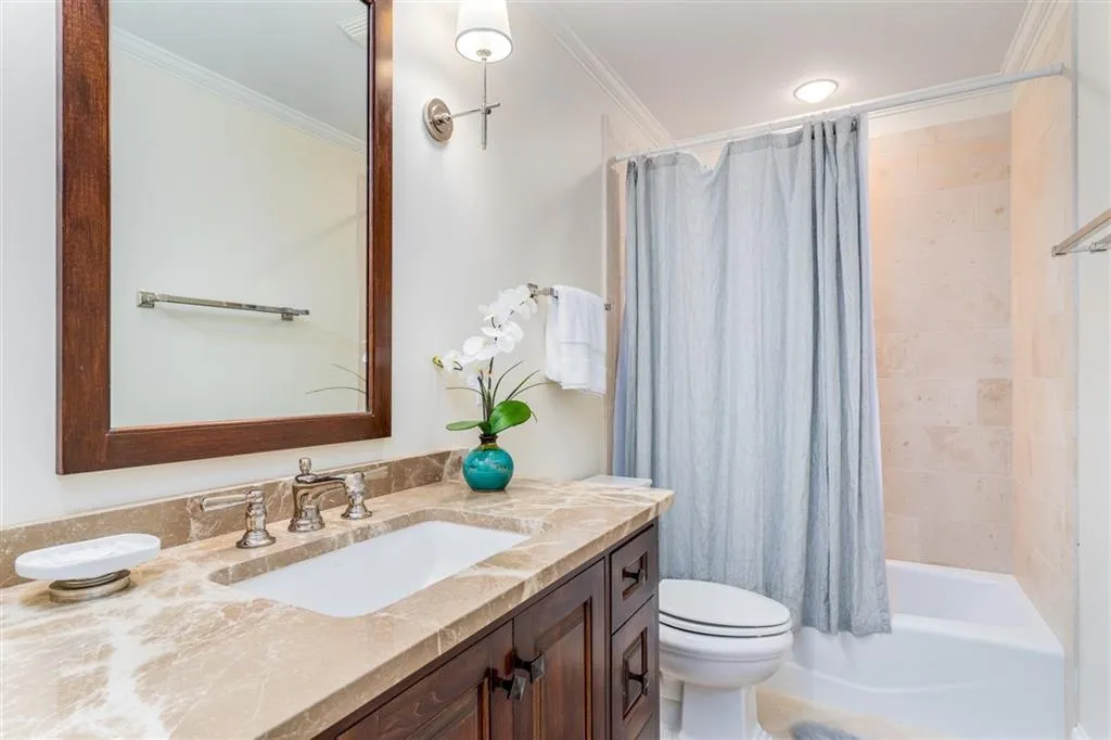 730 Lake Summit Drive, Sandy Springs, Georgia 30342, 5 Bedrooms Bedrooms, ,4 BathroomsBathrooms,Residential,Sold,730 Lake Summit Drive,6599902