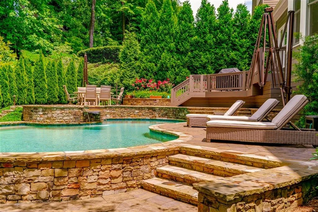 730 Lake Summit Drive, Sandy Springs, Georgia 30342, 5 Bedrooms Bedrooms, ,4 BathroomsBathrooms,Residential,Sold,730 Lake Summit Drive,6599902