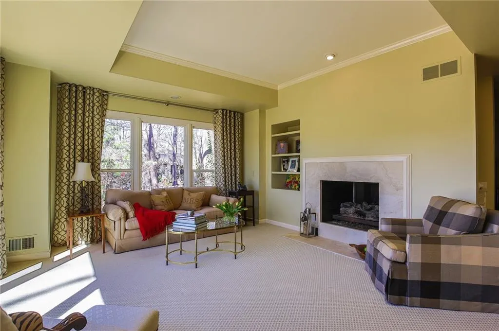 220 Cliff Overlook, Sandy Springs, Georgia 30350, 4 Bedrooms Bedrooms, ,3 BathroomsBathrooms,Residential,Sold,220 Cliff Overlook,5972748