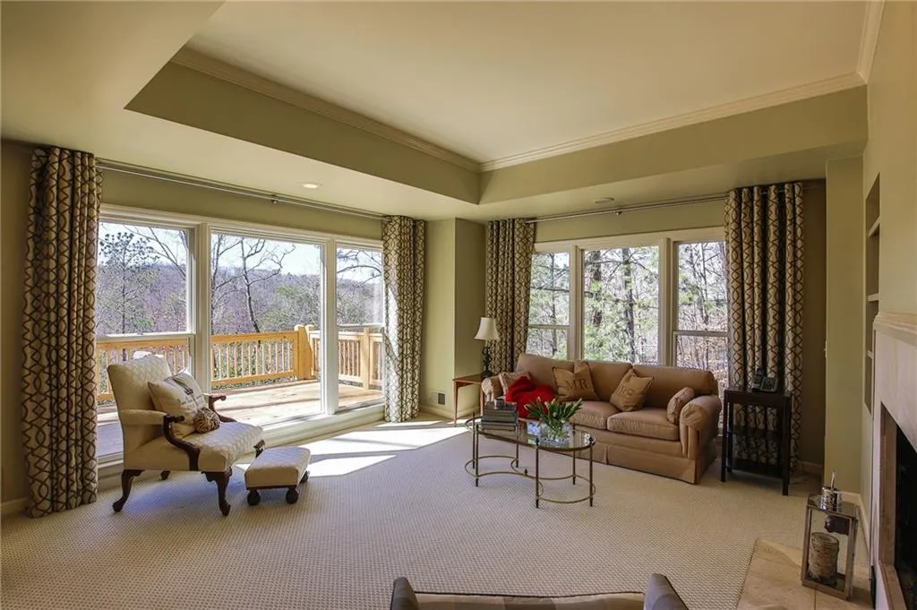 220 Cliff Overlook, Sandy Springs, Georgia 30350, 4 Bedrooms Bedrooms, ,3 BathroomsBathrooms,Residential,Sold,220 Cliff Overlook,5972748