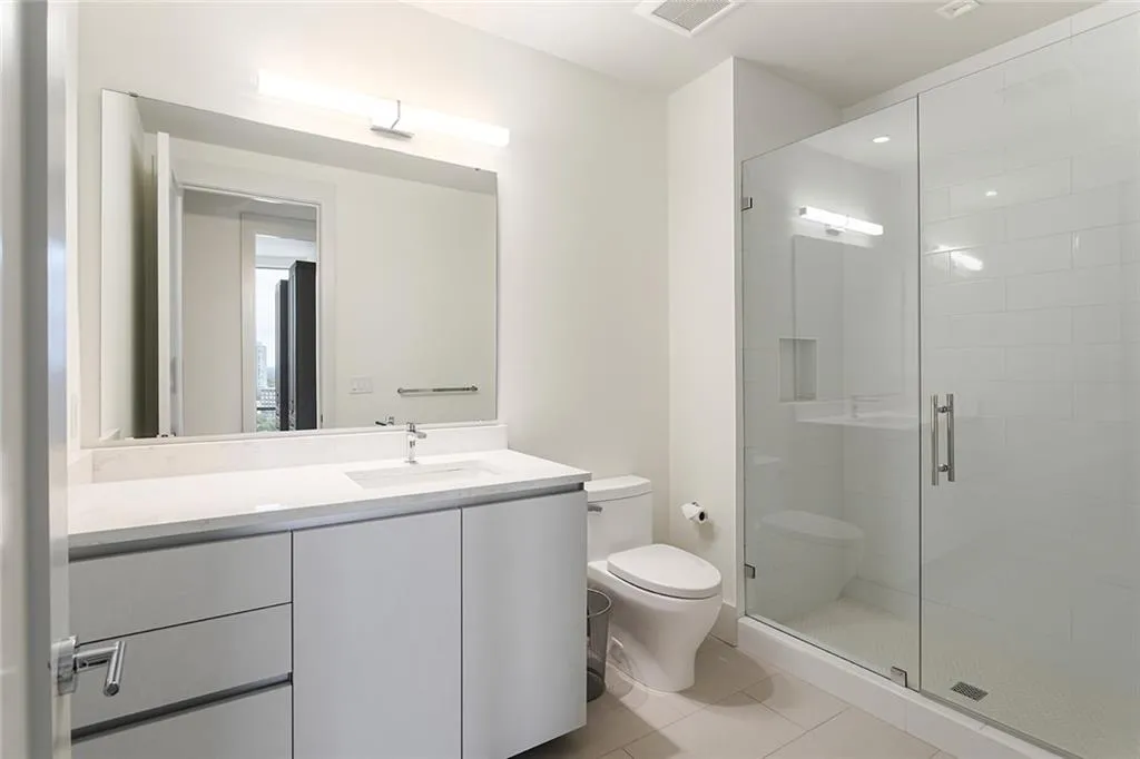 3107 Peachtree Road Ne Unit 1101, Atlanta, Georgia 30305, 3 Bedrooms Bedrooms, ,3 BathroomsBathrooms,Residential,For Sale,3107 Peachtree Road Ne Unit 1101,7658339