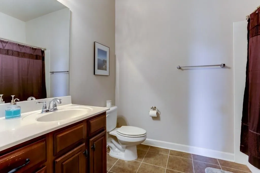 7265 Glisten Avenue Unit 133, Atlanta, Georgia 30328, 1 Bedroom Bedrooms, ,1 BathroomBathrooms,Residential,Sold,7265 Glisten Avenue Unit 133,6088827