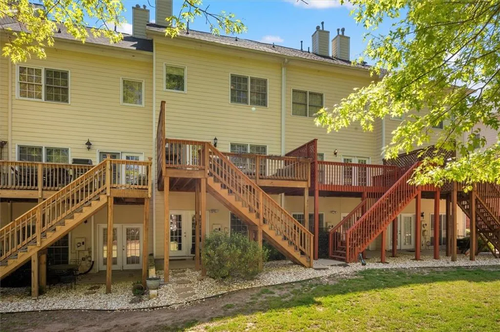 1200 Wing Street Unit 13, Sandy Springs, Georgia 30350, 3 Bedrooms Bedrooms, ,3 BathroomsBathrooms,Residential,Sold,1200 Wing Street Unit 13,7201795