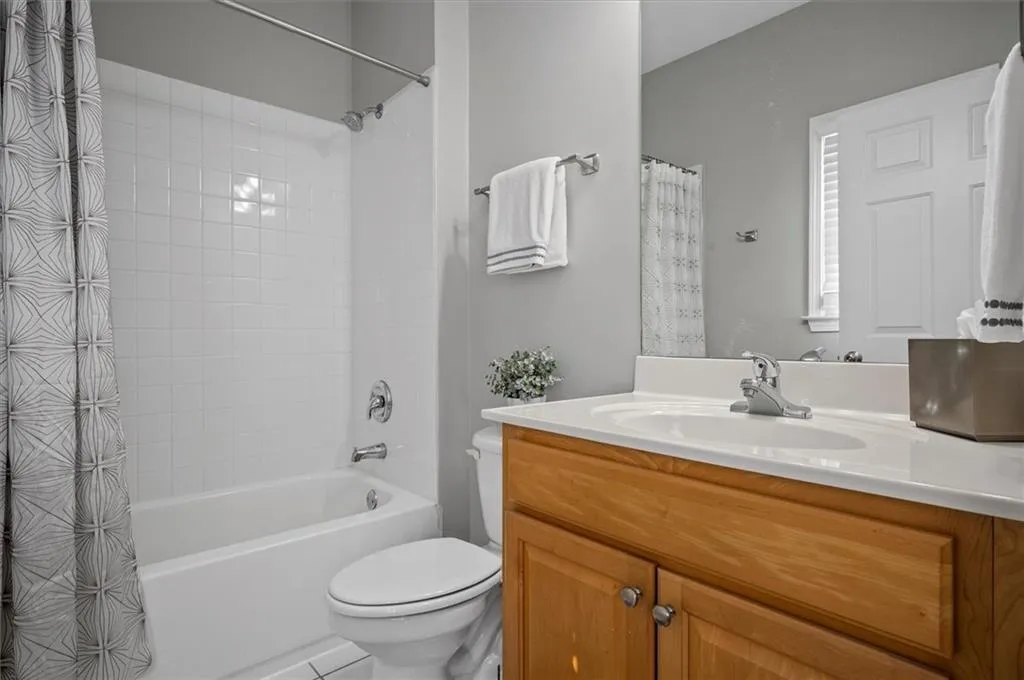 1200 Wing Street Unit 13, Sandy Springs, Georgia 30350, 3 Bedrooms Bedrooms, ,3 BathroomsBathrooms,Residential,Sold,1200 Wing Street Unit 13,7201795