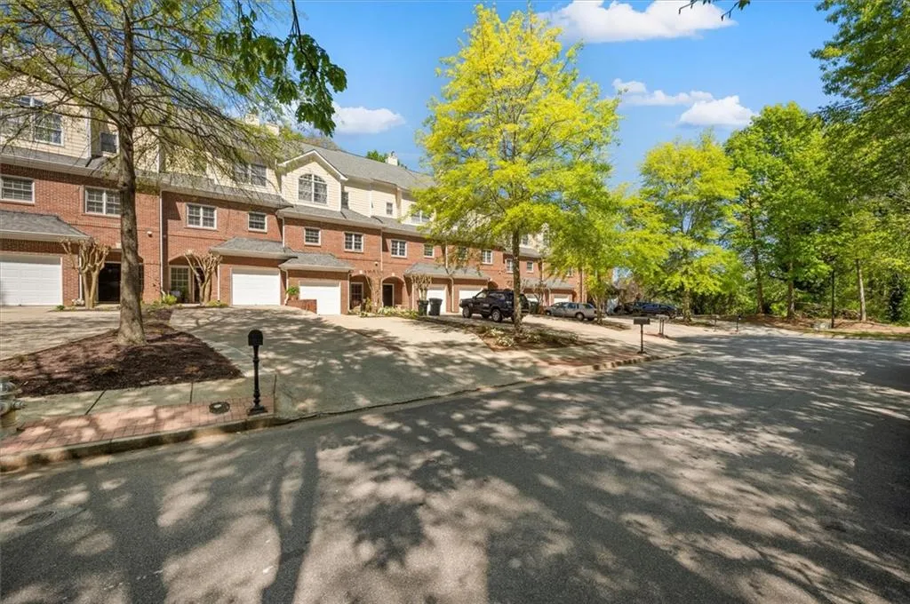 1200 Wing Street Unit 13, Sandy Springs, Georgia 30350, 3 Bedrooms Bedrooms, ,3 BathroomsBathrooms,Residential,Sold,1200 Wing Street Unit 13,7201795