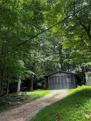 670 Ruby Lake Drive, Hiawassee, Georgia 30546