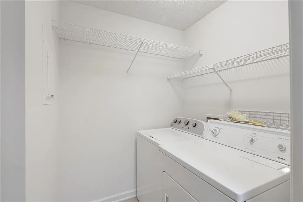 2005 Wingate Way, Atlanta, Georgia 30350, 1 Bedroom Bedrooms, ,1 BathroomBathrooms,Residential,Sold,2005 Wingate Way,7011587