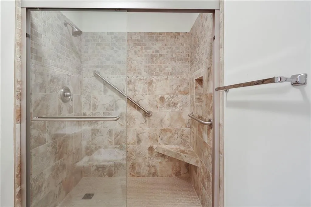 2005 Wingate Way, Atlanta, Georgia 30350, 1 Bedroom Bedrooms, ,1 BathroomBathrooms,Residential,Sold,2005 Wingate Way,7011587