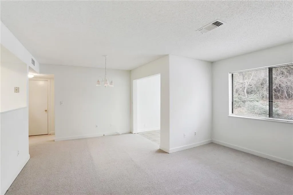 2005 Wingate Way, Atlanta, Georgia 30350, 1 Bedroom Bedrooms, ,1 BathroomBathrooms,Residential,Sold,2005 Wingate Way,7011587