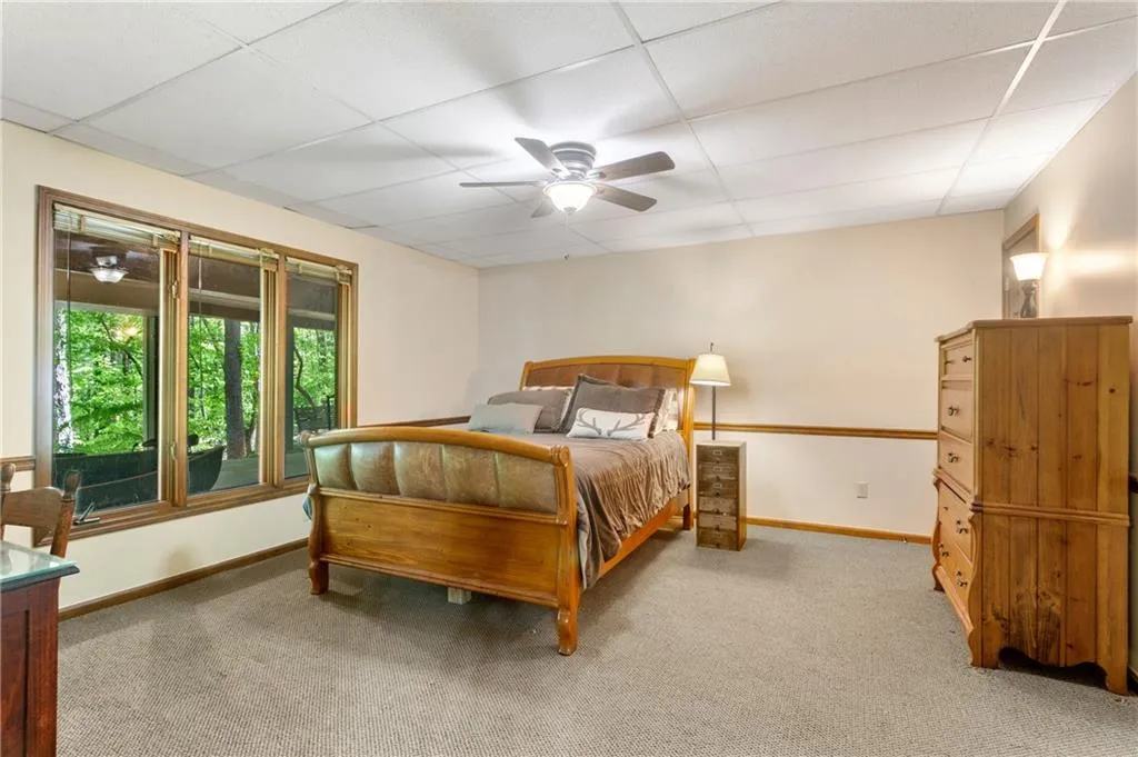 135 Classic Cove, Sandy Springs, Georgia 30350, 5 Bedrooms Bedrooms, ,3 BathroomsBathrooms,Residential,Sold,135 Classic Cove,7031757