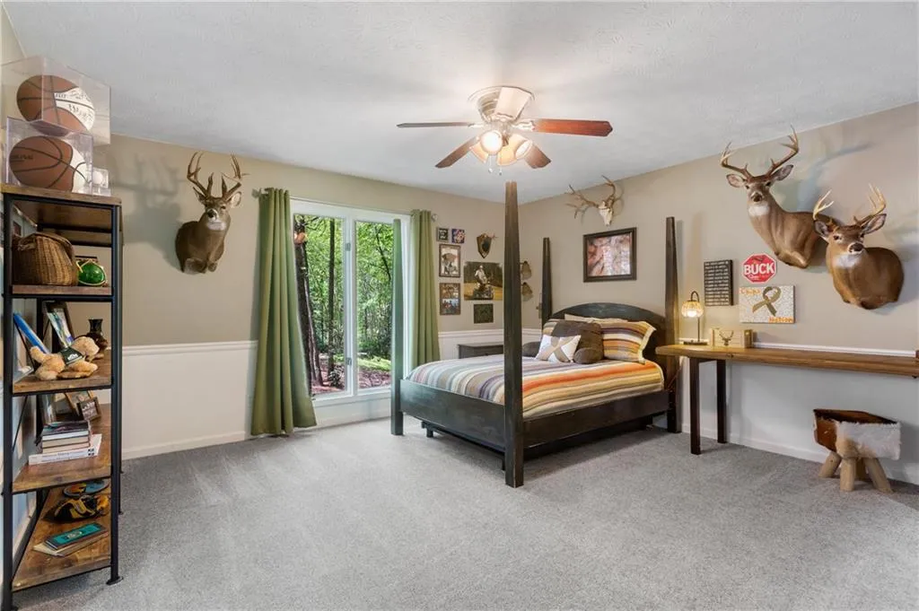 135 Classic Cove, Sandy Springs, Georgia 30350, 5 Bedrooms Bedrooms, ,3 BathroomsBathrooms,Residential,Sold,135 Classic Cove,7031757