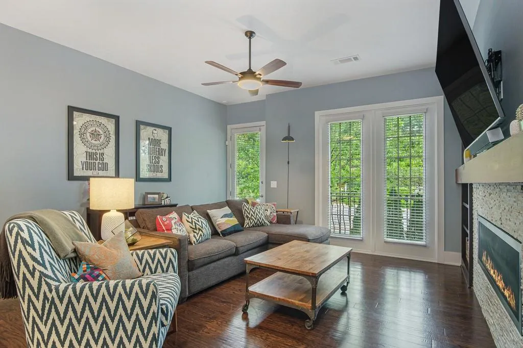 459 Alderwood Street, Sandy Springs, Georgia 30328, 3 Bedrooms Bedrooms, ,3 BathroomsBathrooms,Residential,Sold,459 Alderwood Street,6879144