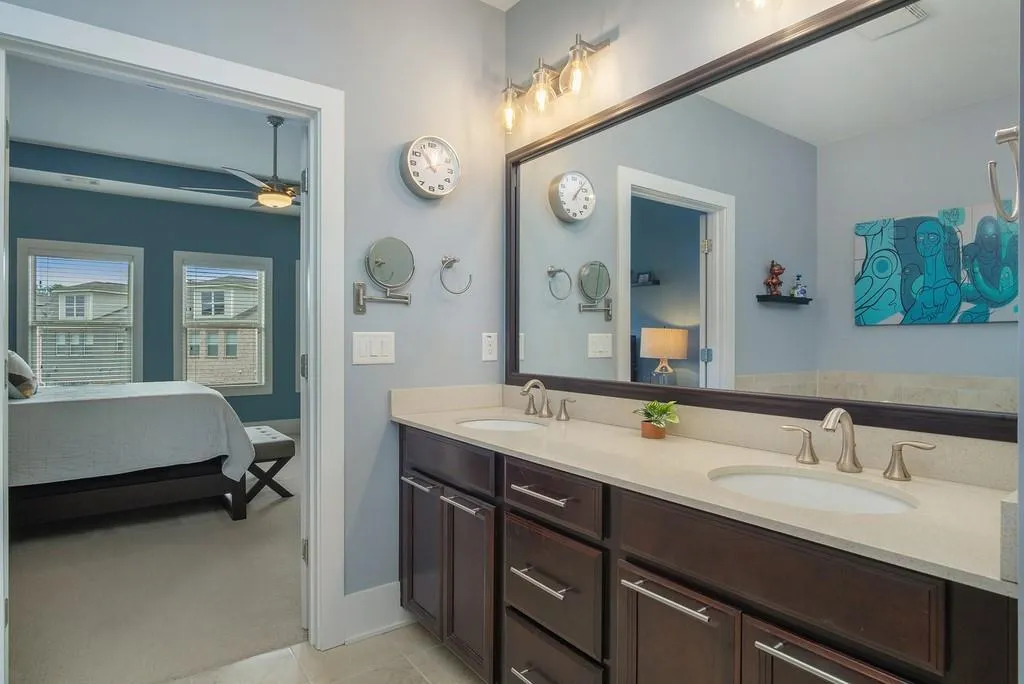 459 Alderwood Street, Sandy Springs, Georgia 30328, 3 Bedrooms Bedrooms, ,3 BathroomsBathrooms,Residential,Sold,459 Alderwood Street,6879144