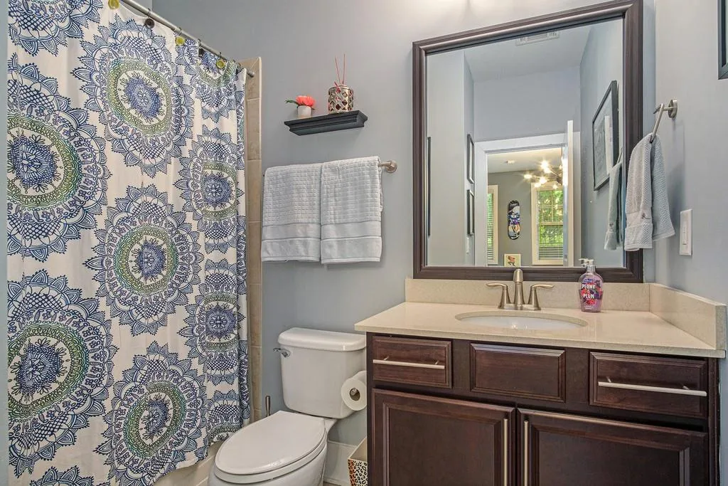 459 Alderwood Street, Sandy Springs, Georgia 30328, 3 Bedrooms Bedrooms, ,3 BathroomsBathrooms,Residential,Sold,459 Alderwood Street,6879144