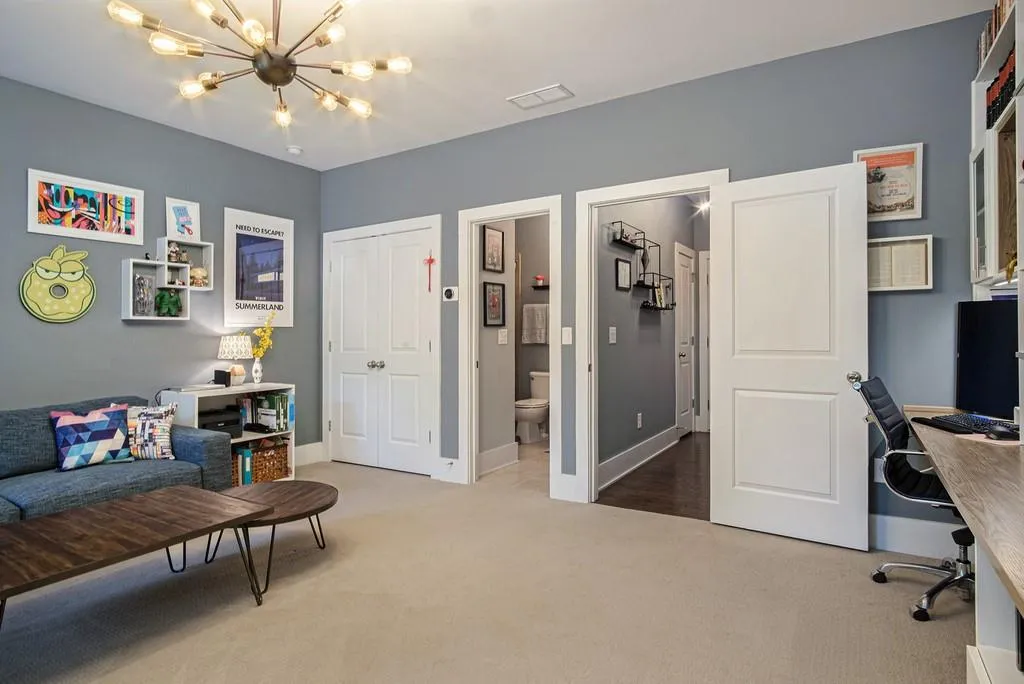 459 Alderwood Street, Sandy Springs, Georgia 30328, 3 Bedrooms Bedrooms, ,3 BathroomsBathrooms,Residential,Sold,459 Alderwood Street,6879144