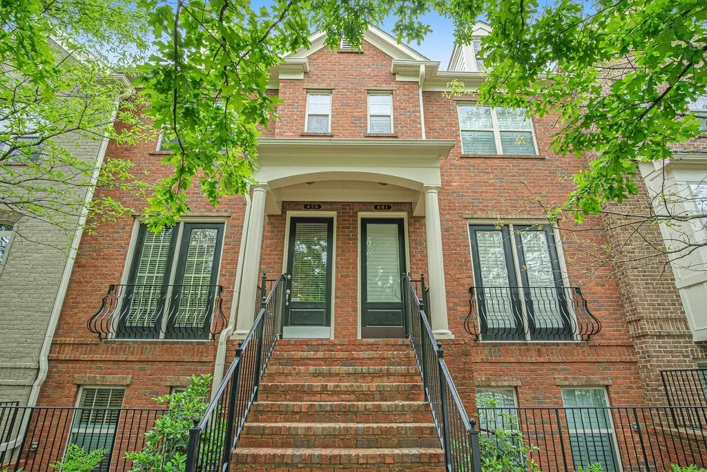 459 Alderwood Street, Sandy Springs, Georgia 30328, 3 Bedrooms Bedrooms, ,3 BathroomsBathrooms,Residential,Sold,459 Alderwood Street,6879144