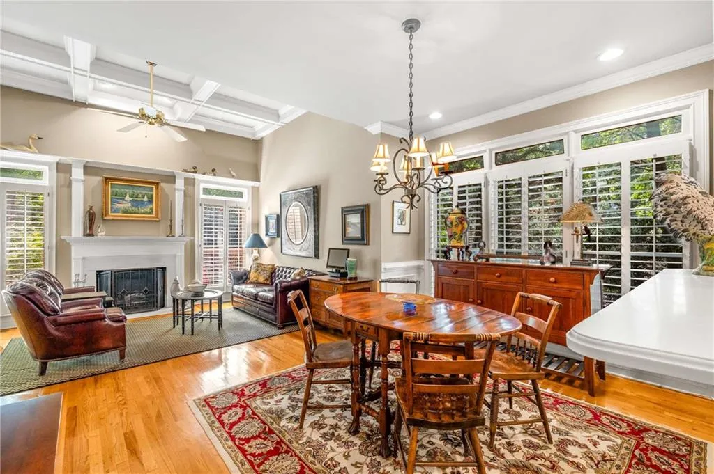 Breakfast area connects the kitchen and the family room