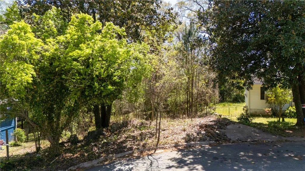 1676 Abner Court Nw, Atlanta, Georgia 30318, 0 ,Land,For Sale,1676 Abner Court Nw,7745395