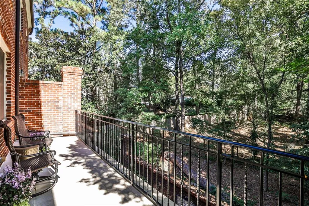 3338 Paces Ferry Avenue Se, Atlanta, Georgia 30339, 4 Bedrooms Bedrooms, ,4 BathroomsBathrooms,Residential,For Sale,3338 Paces Ferry Avenue Se,7665252