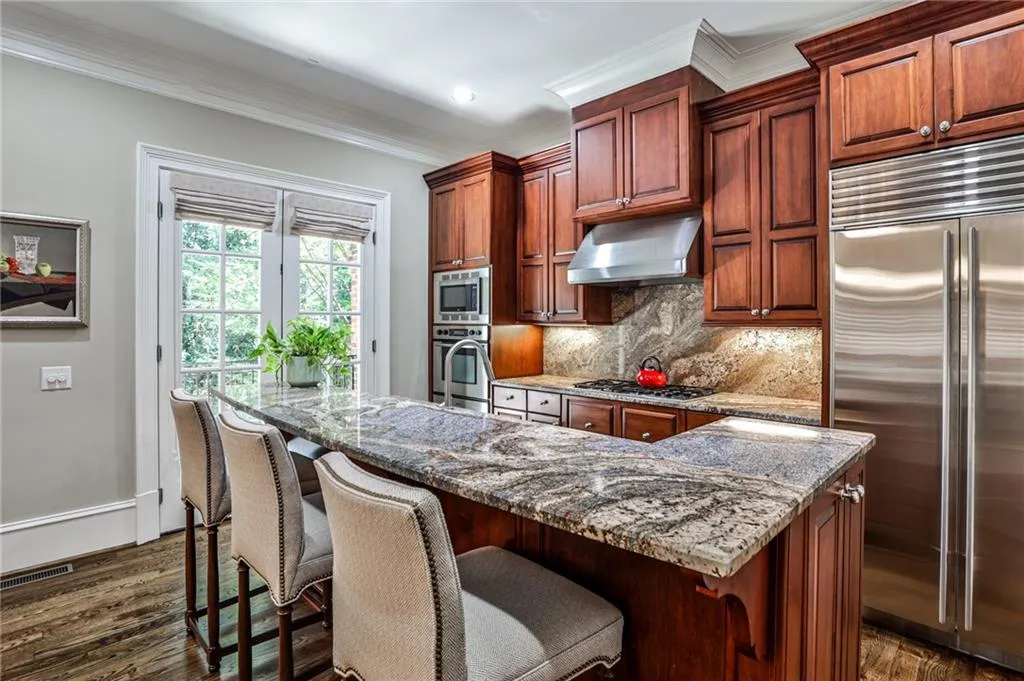 3338 Paces Ferry Avenue Se, Atlanta, Georgia 30339, 4 Bedrooms Bedrooms, ,4 BathroomsBathrooms,Residential,For Sale,3338 Paces Ferry Avenue Se,7665252