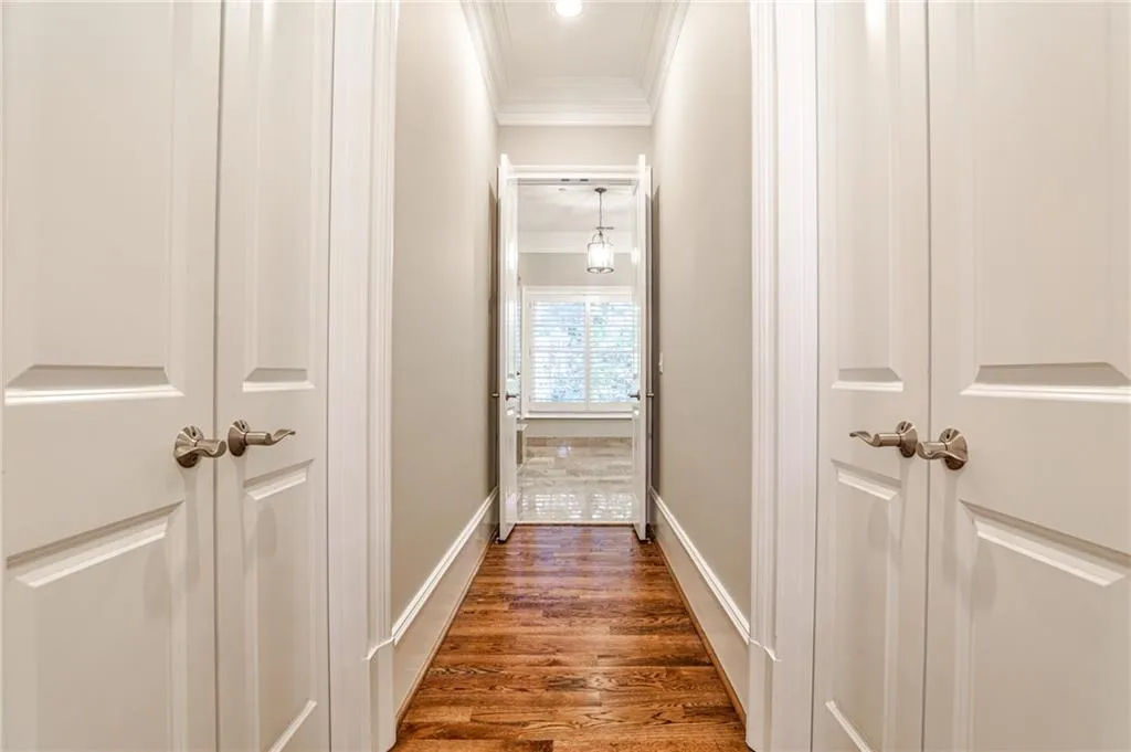 3338 Paces Ferry Avenue Se, Atlanta, Georgia 30339, 4 Bedrooms Bedrooms, ,4 BathroomsBathrooms,Residential,For Sale,3338 Paces Ferry Avenue Se,7665252