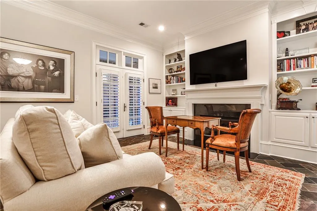 3338 Paces Ferry Avenue Se, Atlanta, Georgia 30339, 4 Bedrooms Bedrooms, ,4 BathroomsBathrooms,Residential,For Sale,3338 Paces Ferry Avenue Se,7665252