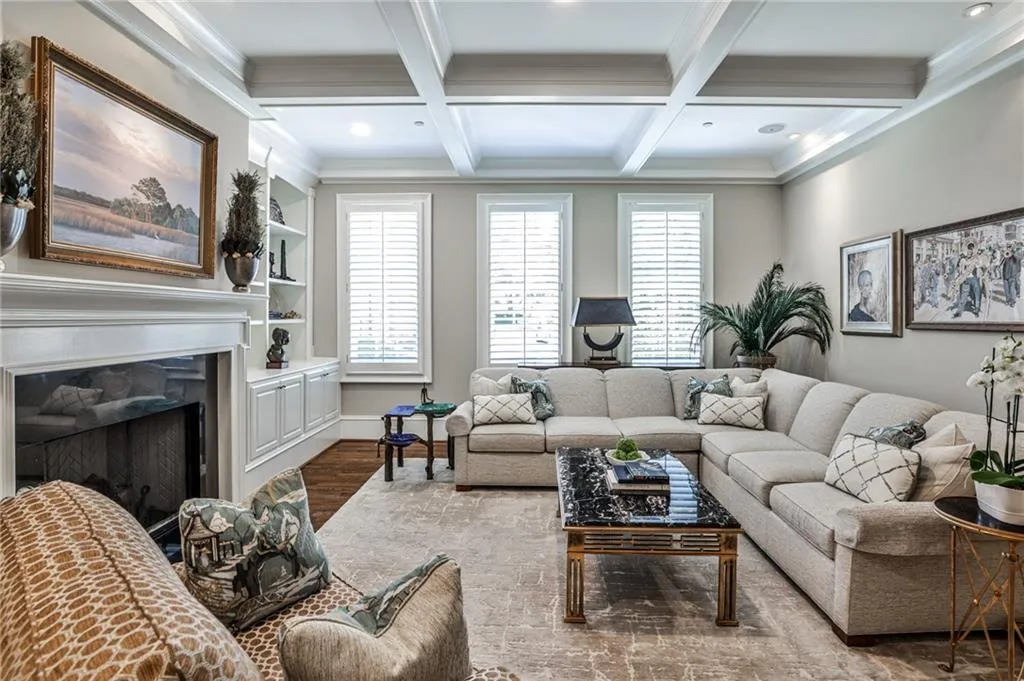 3338 Paces Ferry Avenue Se, Atlanta, Georgia 30339, 4 Bedrooms Bedrooms, ,4 BathroomsBathrooms,Residential,For Sale,3338 Paces Ferry Avenue Se,7665252