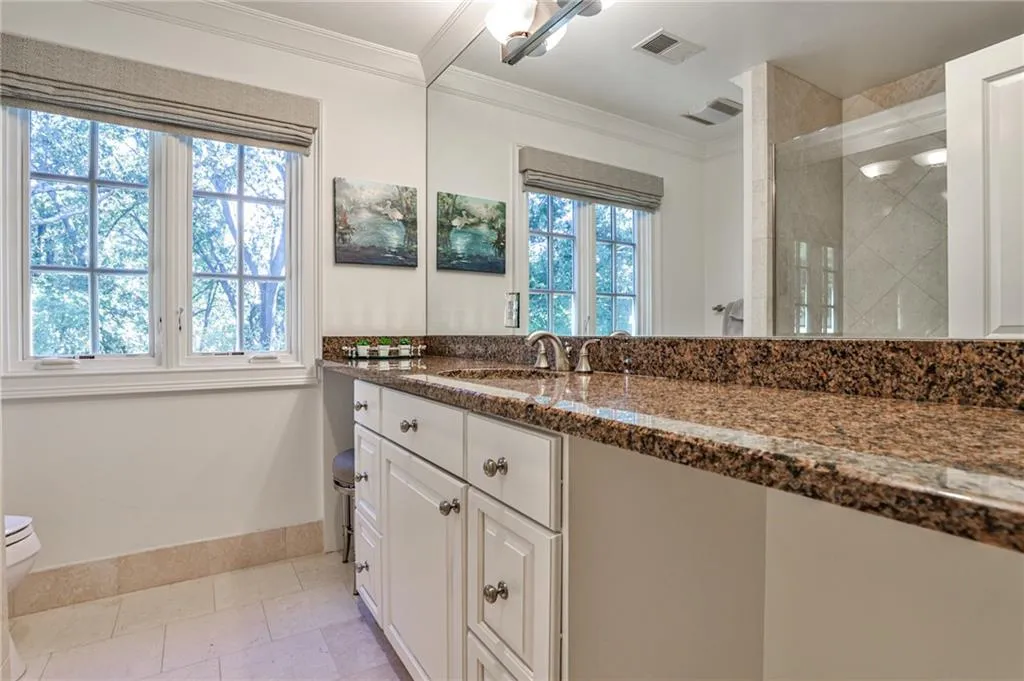 3338 Paces Ferry Avenue Se, Atlanta, Georgia 30339, 4 Bedrooms Bedrooms, ,4 BathroomsBathrooms,Residential,For Sale,3338 Paces Ferry Avenue Se,7665252