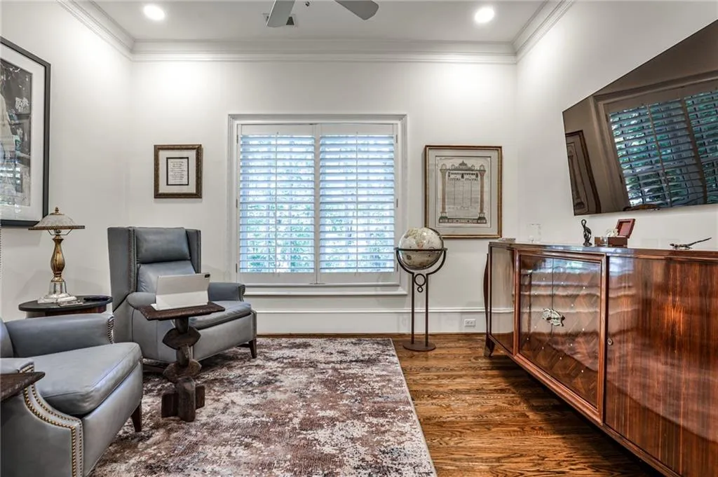 3338 Paces Ferry Avenue Se, Atlanta, Georgia 30339, 4 Bedrooms Bedrooms, ,4 BathroomsBathrooms,Residential,For Sale,3338 Paces Ferry Avenue Se,7665252