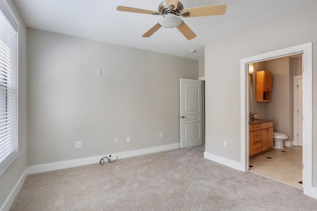 799 Hammond Drive Unit 302, Sandy Springs, Georgia 30328, 2 Bedrooms Bedrooms, ,2 BathroomsBathrooms,Residential,Sold,799 Hammond Drive Unit 302,5718069