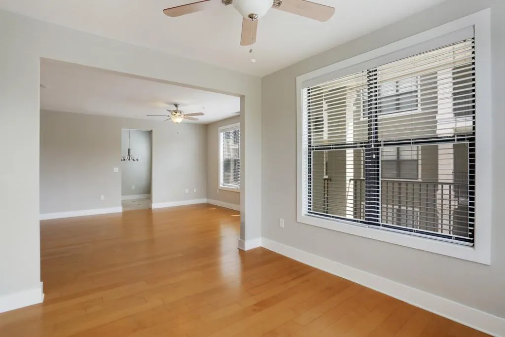 799 Hammond Drive Unit 302, Sandy Springs, Georgia 30328, 2 Bedrooms Bedrooms, ,2 BathroomsBathrooms,Residential,Sold,799 Hammond Drive Unit 302,5718069